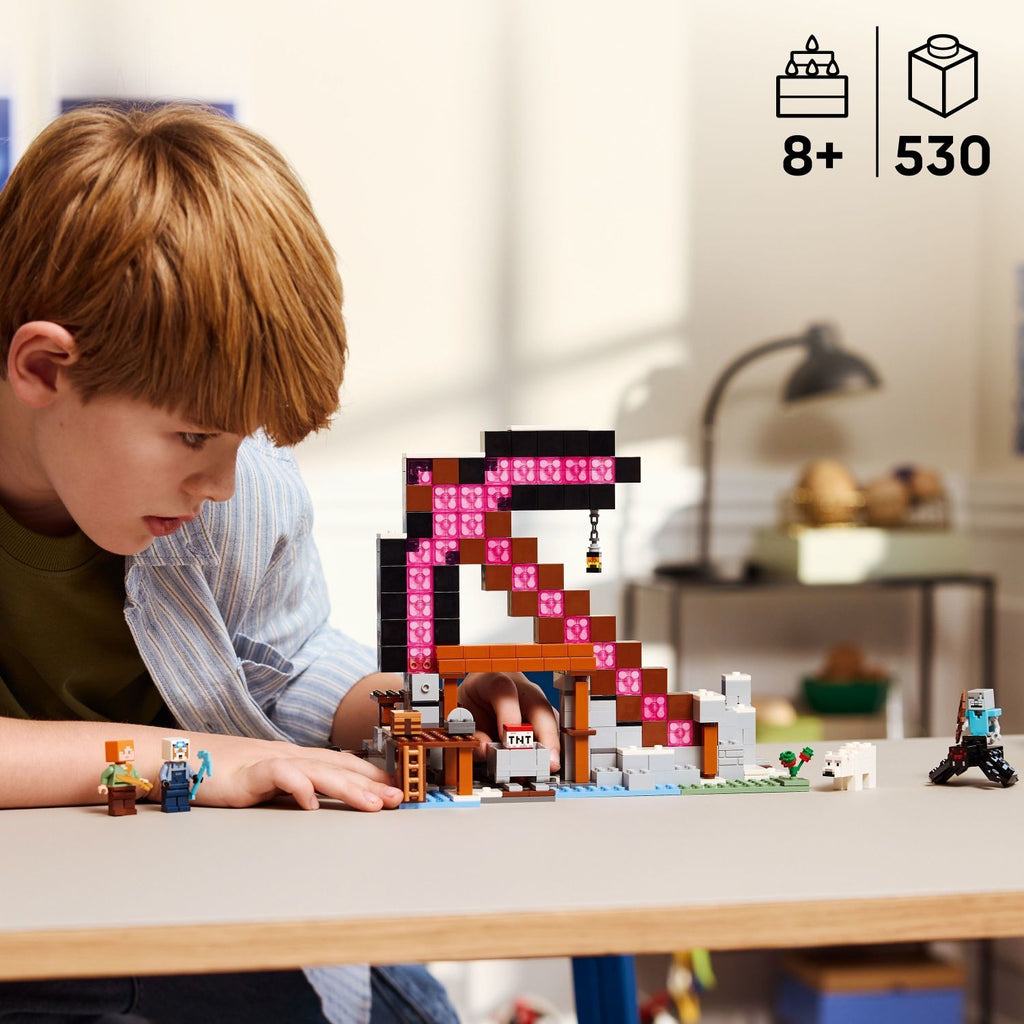 LEGO Minecraft: The Pickaxe Mine