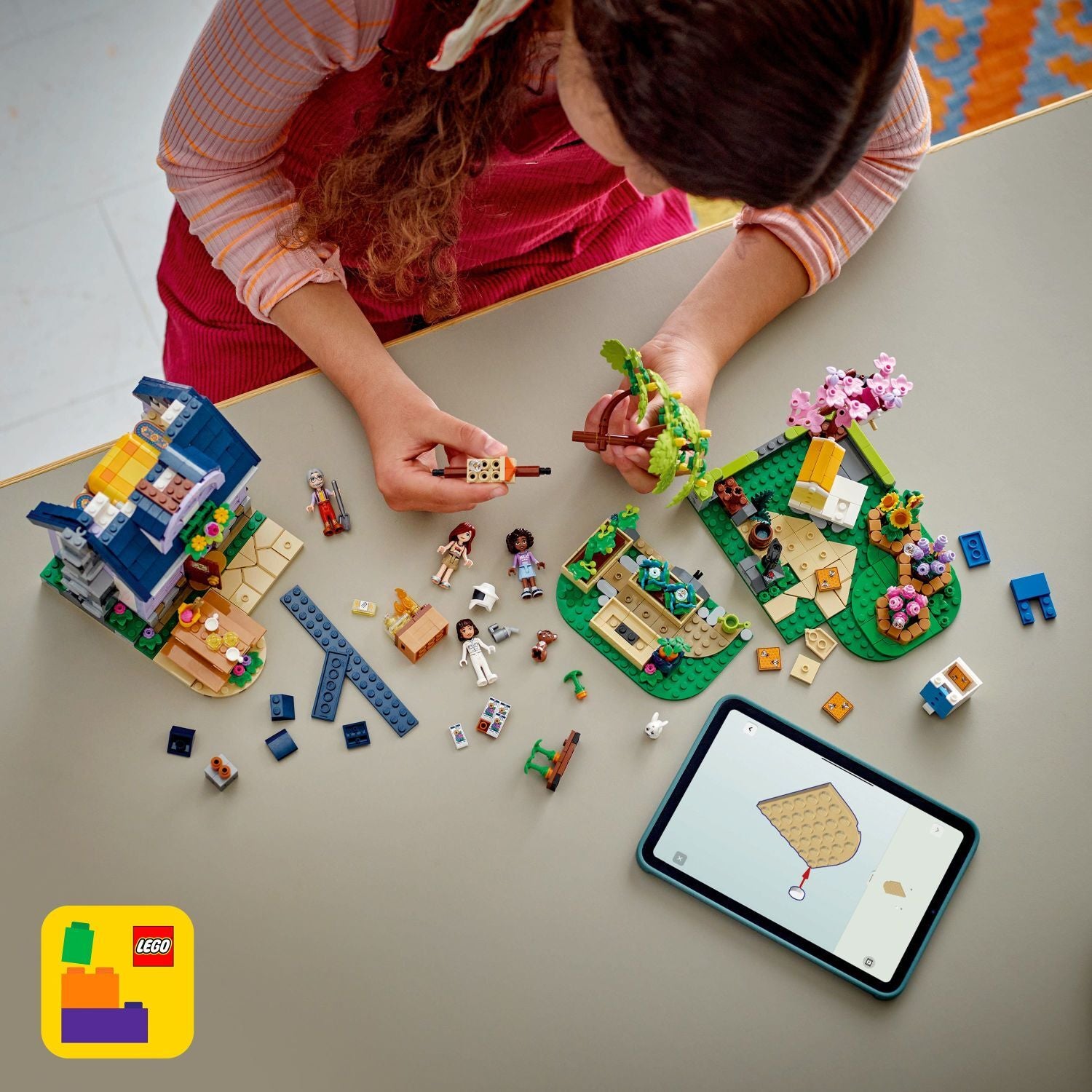 LEGO Friends: Beekeepers' House and Flower Garden