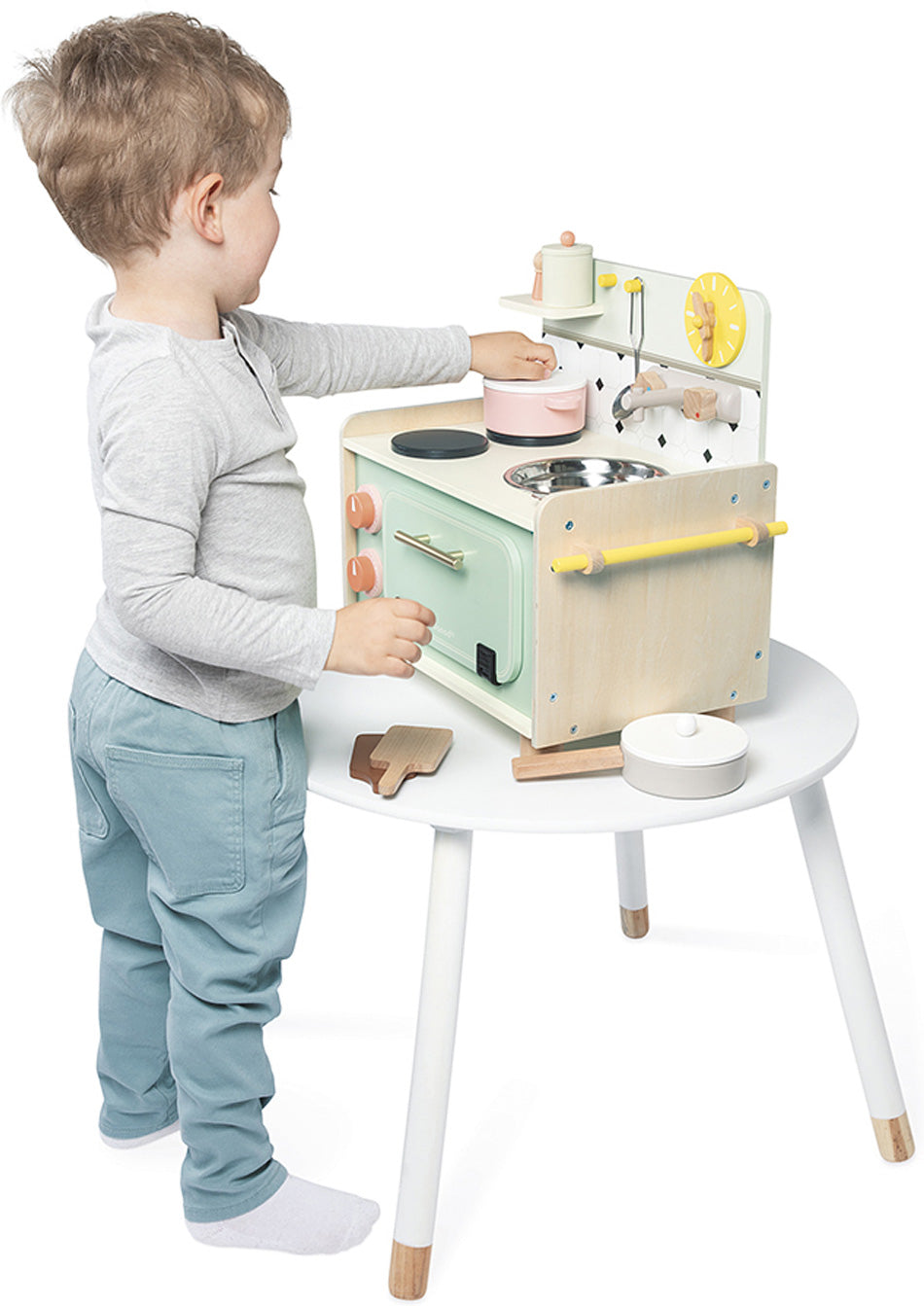 Small Wooden Kitchenette